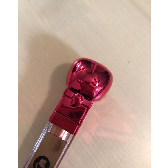 🔴SOLD🔴Karl Lagerfeld lipgloss - Picture 7 of 7